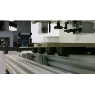 Centre d'usinage perçage défonçage rainurage à CN - MORBIDELLI M100