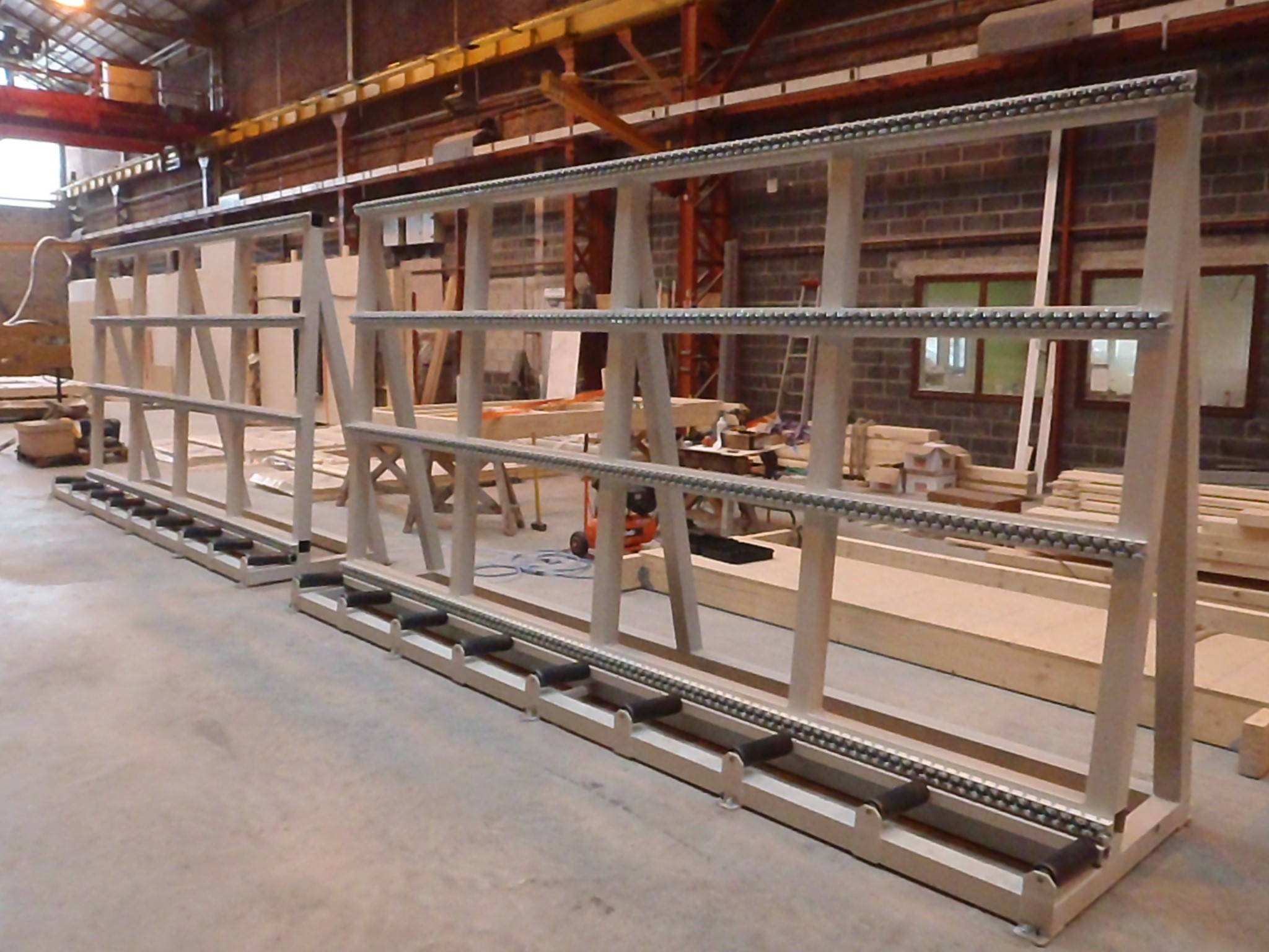 RACKS FIXES VERTICAUX À ROULEAUX 2X5M