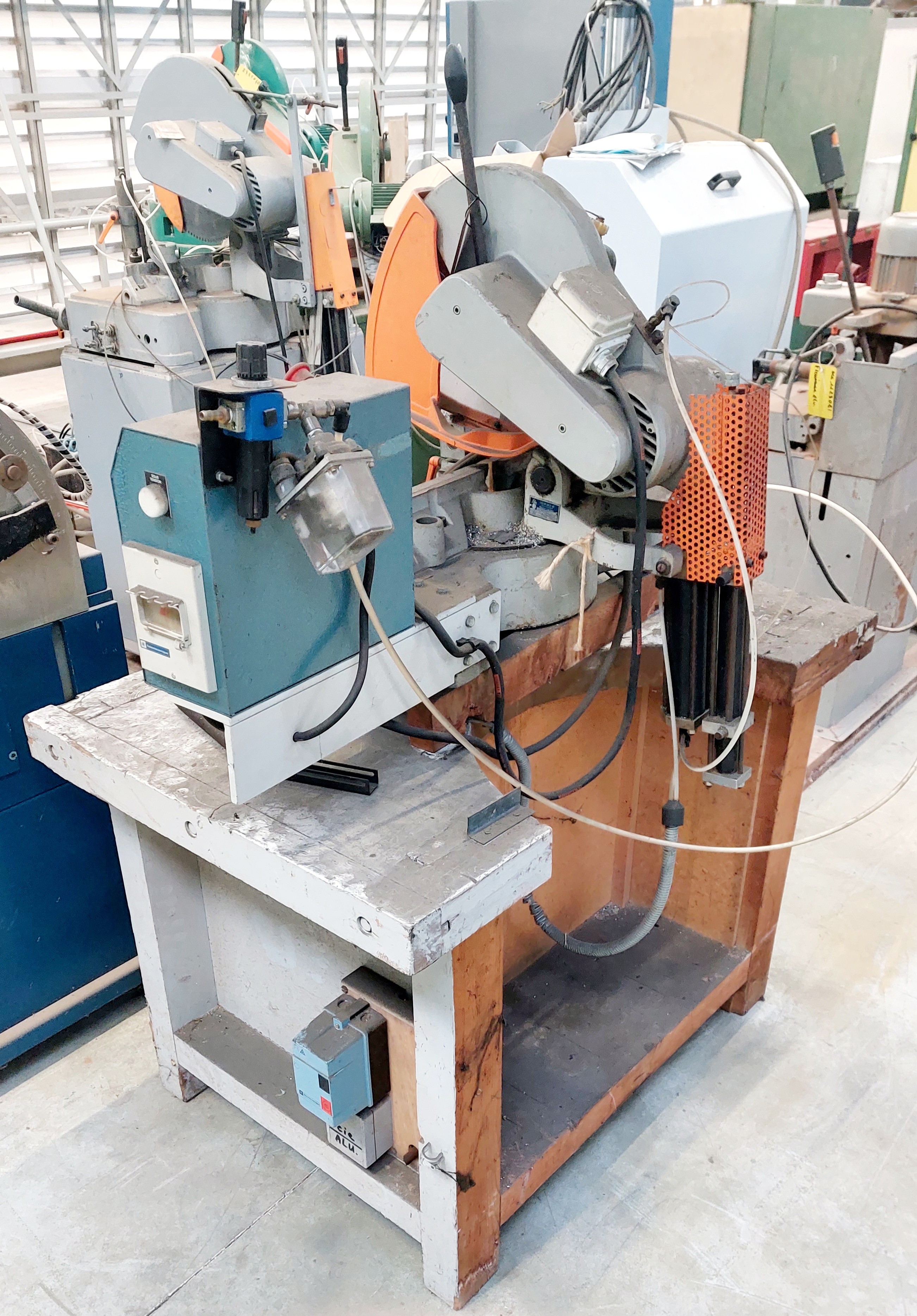 SCIE À ONGLETS ALU  - ELUMATEC MGS73