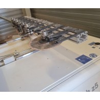 MODELE CN CENTRE DE FRAISAGE & PERCAGE ? AXES -