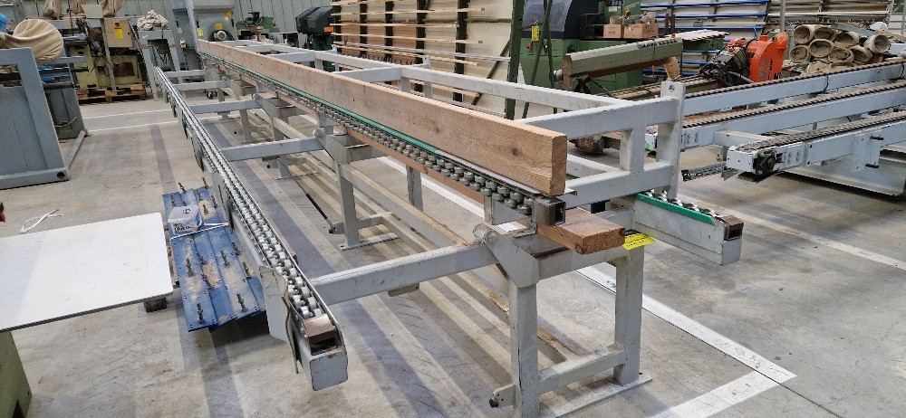 TABLE DE SORTIE BASCULANTE