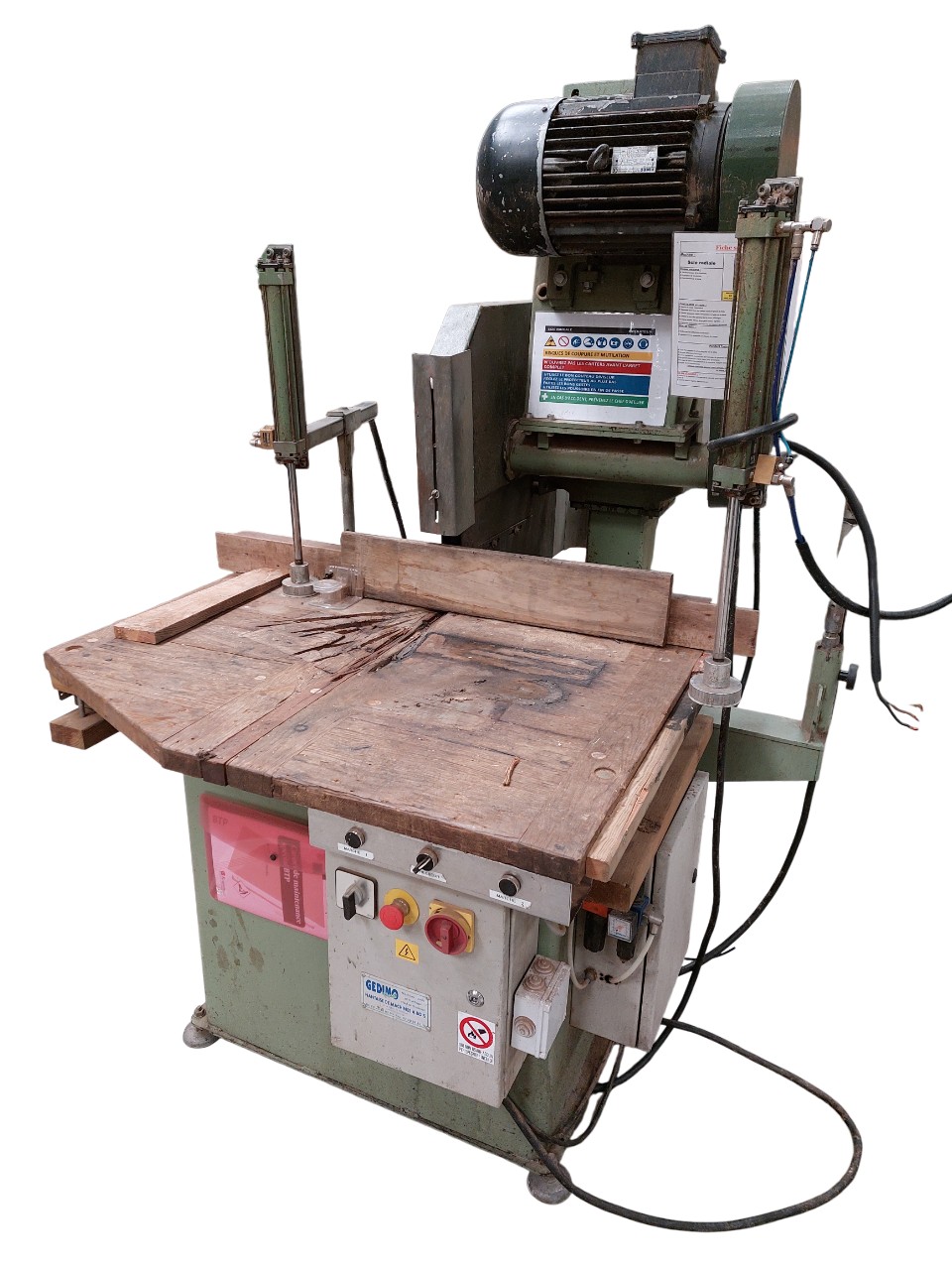 MODELE SCIE RADIALE / TRONÇONNEUSE CIRCULAIRE -