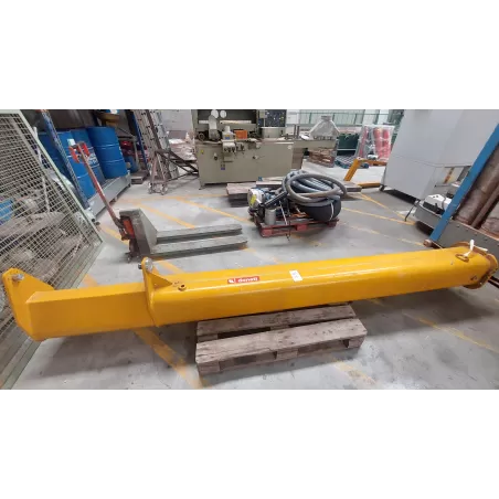 OCCASION PALONNIER MANIPULATEUR DE PLOT ET POUTRES MANUPAC SUR POTENCE 5M 250 Kg :Gedimo