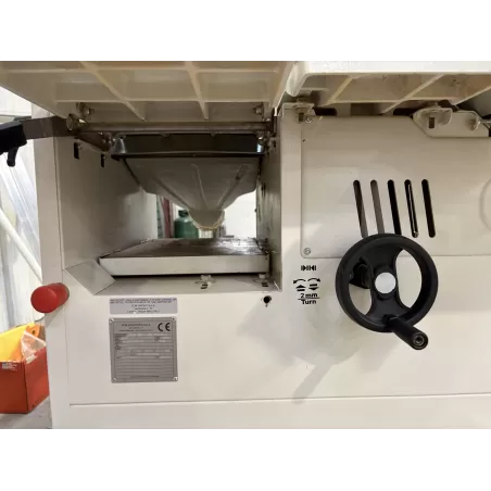 OCCASION COMBINÉE 4 OPERATIONS MONOPHASÉ AVEC ENTRAINEUR SCM MINIMAX C30G :GEDIMO