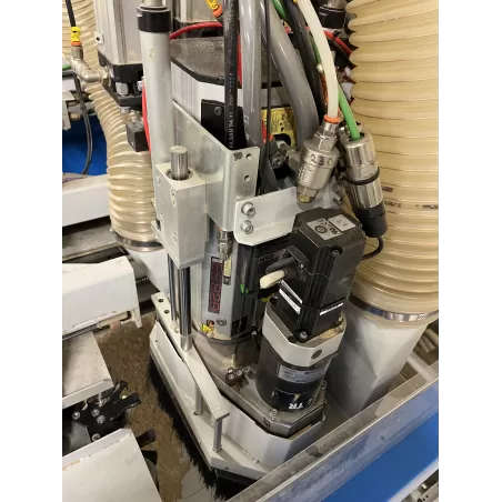 Occasion CENTRE DE FRAISAGE & PERCAGE 3 AXES MASTERWOOD PROJECT 415 :Gedimo