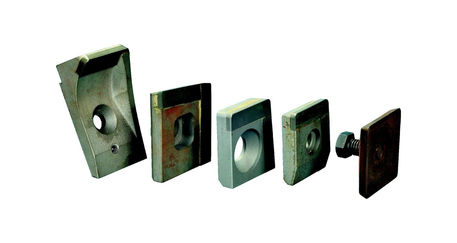 COUTEAUX À PLAQUETTE CARBURE